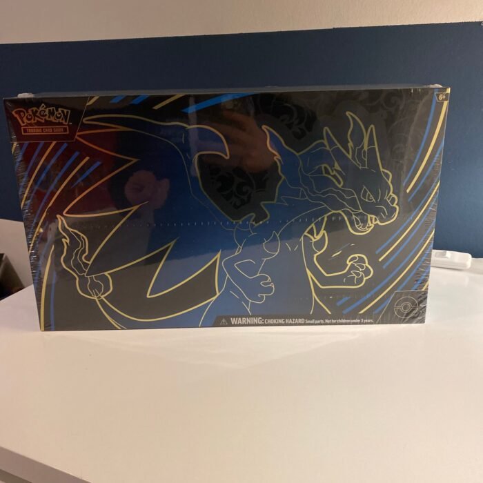 Pokémon Mega Charizard X EX Ultra Premium Collection